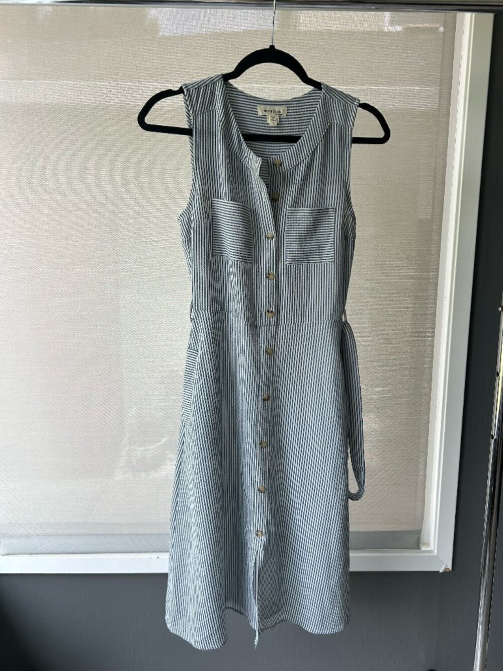 Monteau Los Angeles Striped, Sleeveless Midi Dress